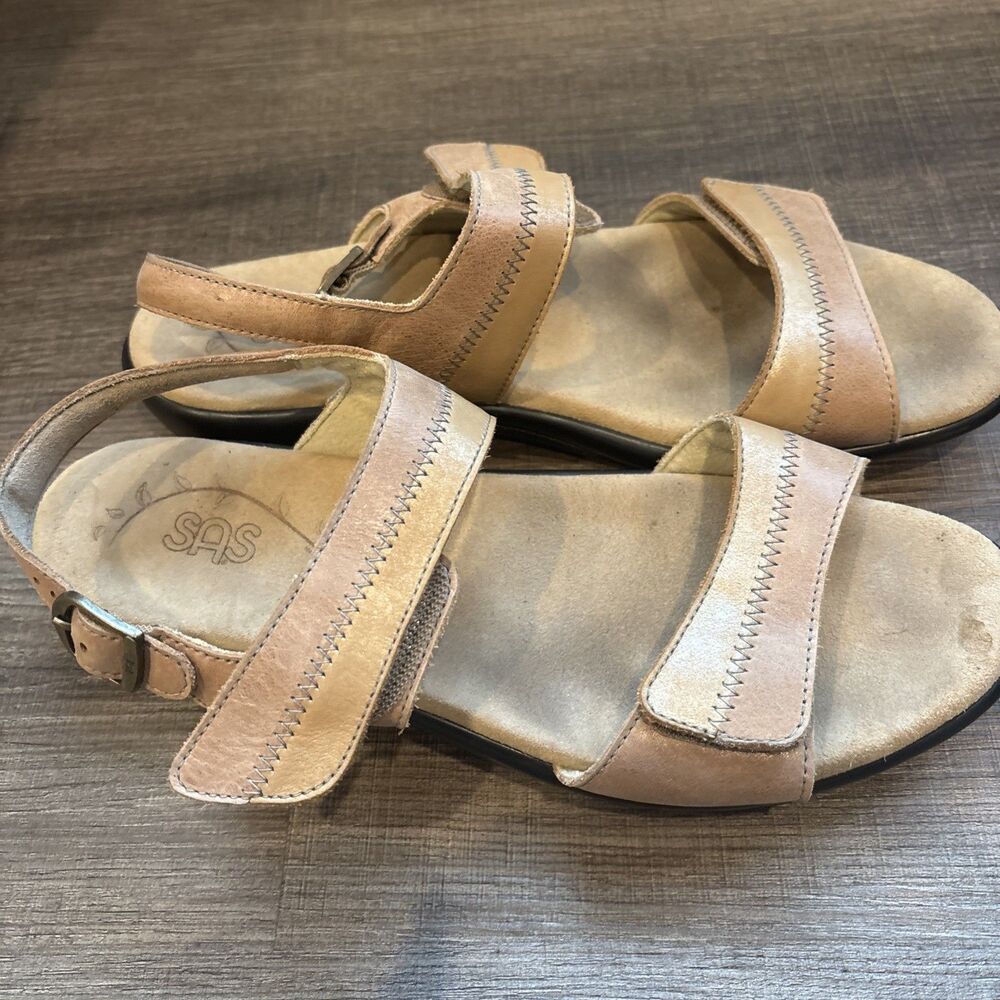 SAS Women’s NUDU Tan sandal size 10 Narrow
